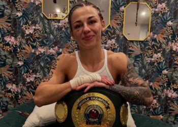 Królowa stójki wraca na szczyt! Gwiazda KSW Laura Grzyb mistrzynią świata IBO w boksie